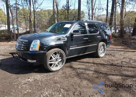 2007 Cadillac Escalade Standard z USA, uszkodzony, nr VIN 1GYFK63847R306773